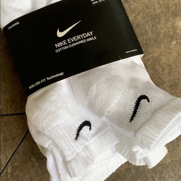 NIKE EVERYDAY COTTON CUSHIONED ANKLE 6 pairs socks - Picture 6 of 16